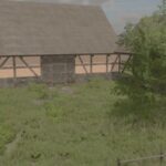 Trzy budynki przedwojenne